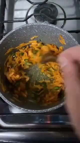 Foto del paso 1 de la receta: Crema con champiñón y verduras