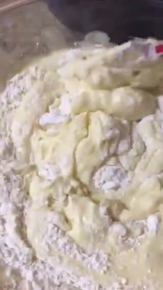 Foto del paso 3 de la receta: Budín de kinotos al licor de mandarina