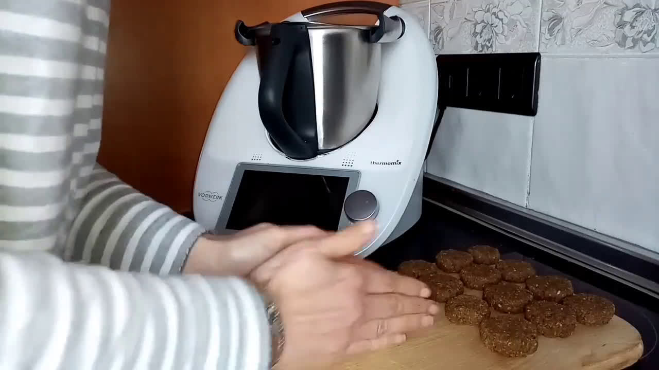 Foto del paso 4 de la receta: Galletas de jengibre y avena (en freidora de aire)