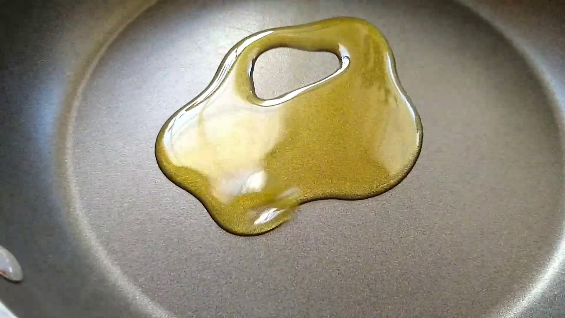 🌱春天烹飪趣🌸【免烤箱】高麗菜批薩 15分鐘就上桌的食譜步驟2照片