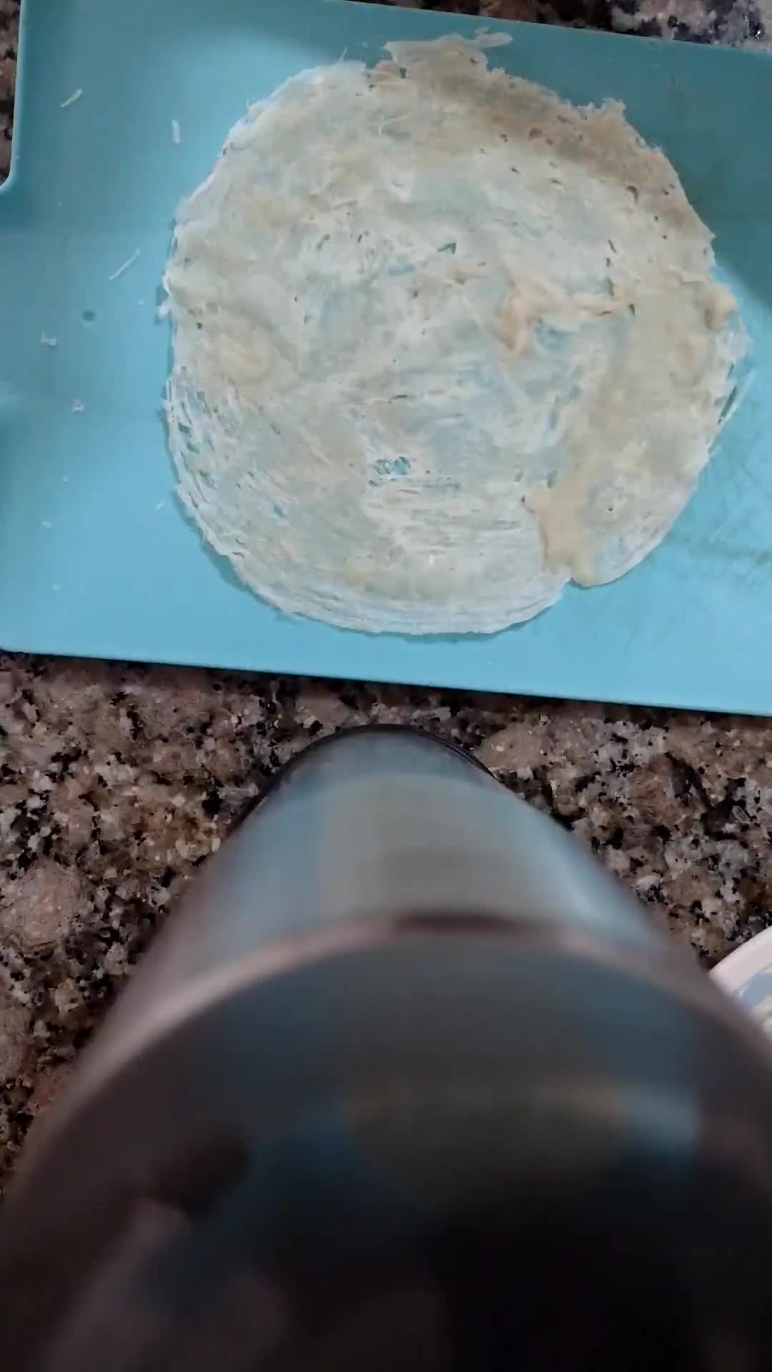 Foto del paso 4 de la receta: Empanaditas chinas/ Arrolladito primavera
