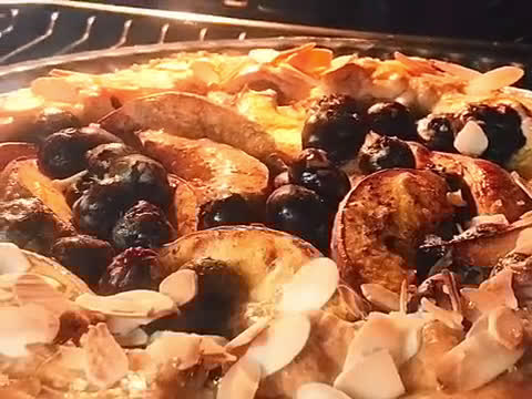 Hình bước làm 7 của món 💚 Tart Rustic Xuân Đào & Việt Quất