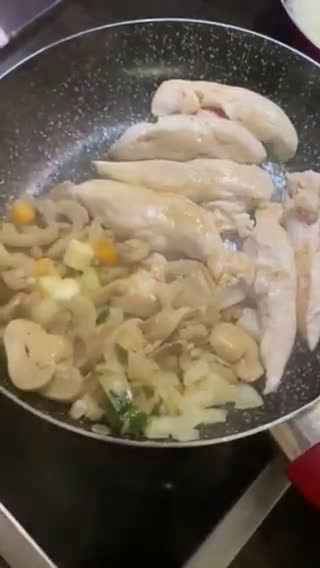 Foto del paso 3 de la receta: Solomillo de pollo con bechamel