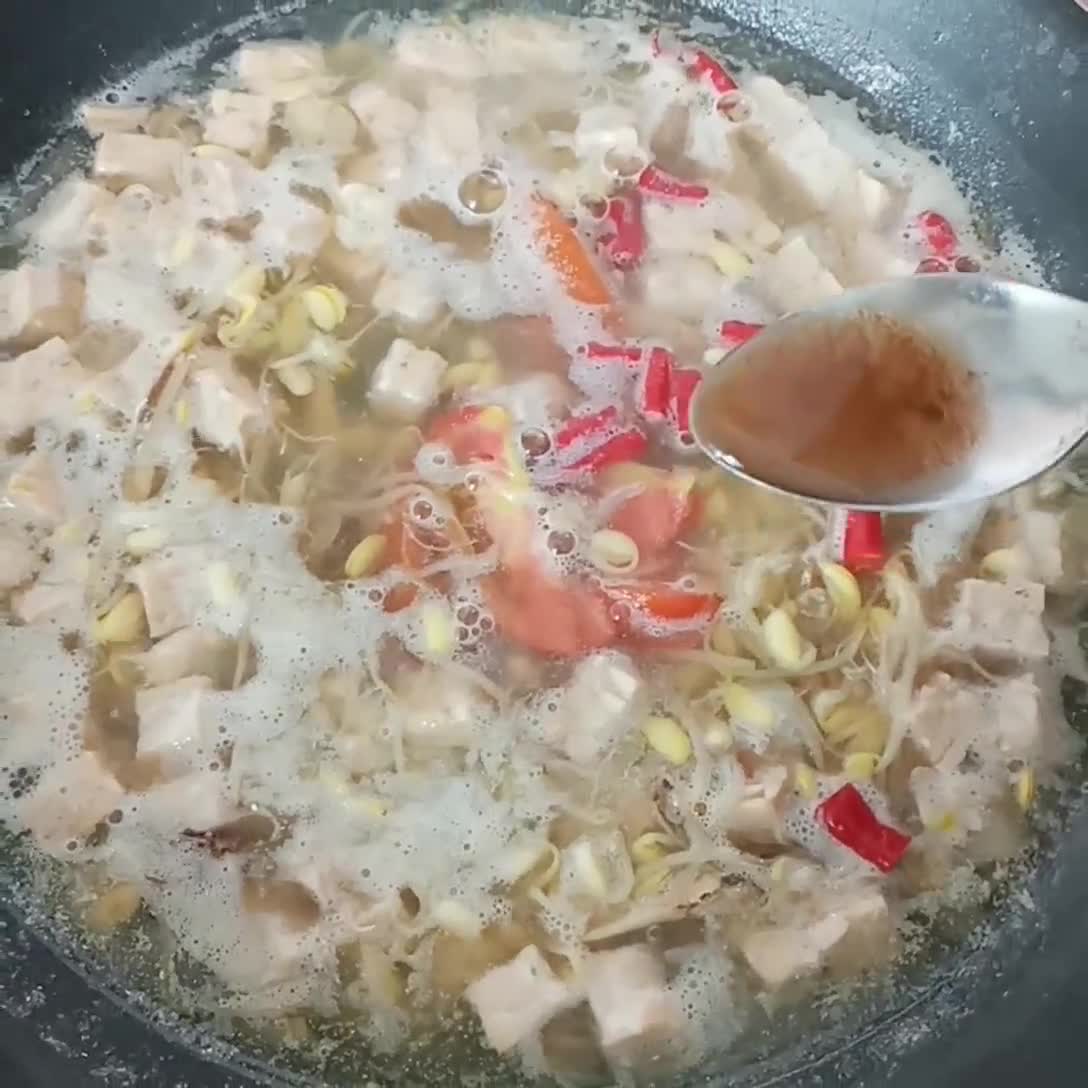 Foto langkah ke 4 dari resep Tempe Teri Kuah Asam.