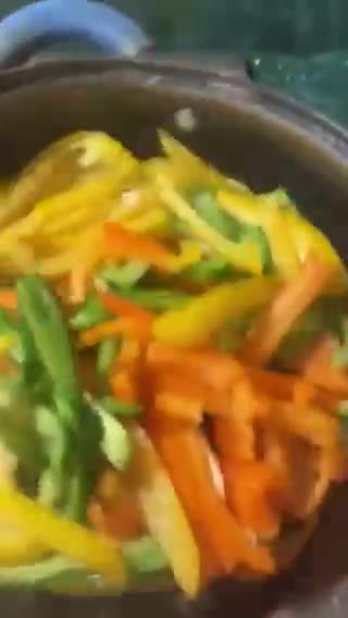 Foto del paso 3 de la receta: Pimientos 🫑 a la @Jauregrill con vino 🍷 blanco