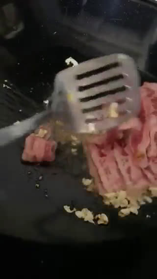 Foto langkah ke 4 dari resep Tumis Tahu Sirloin.