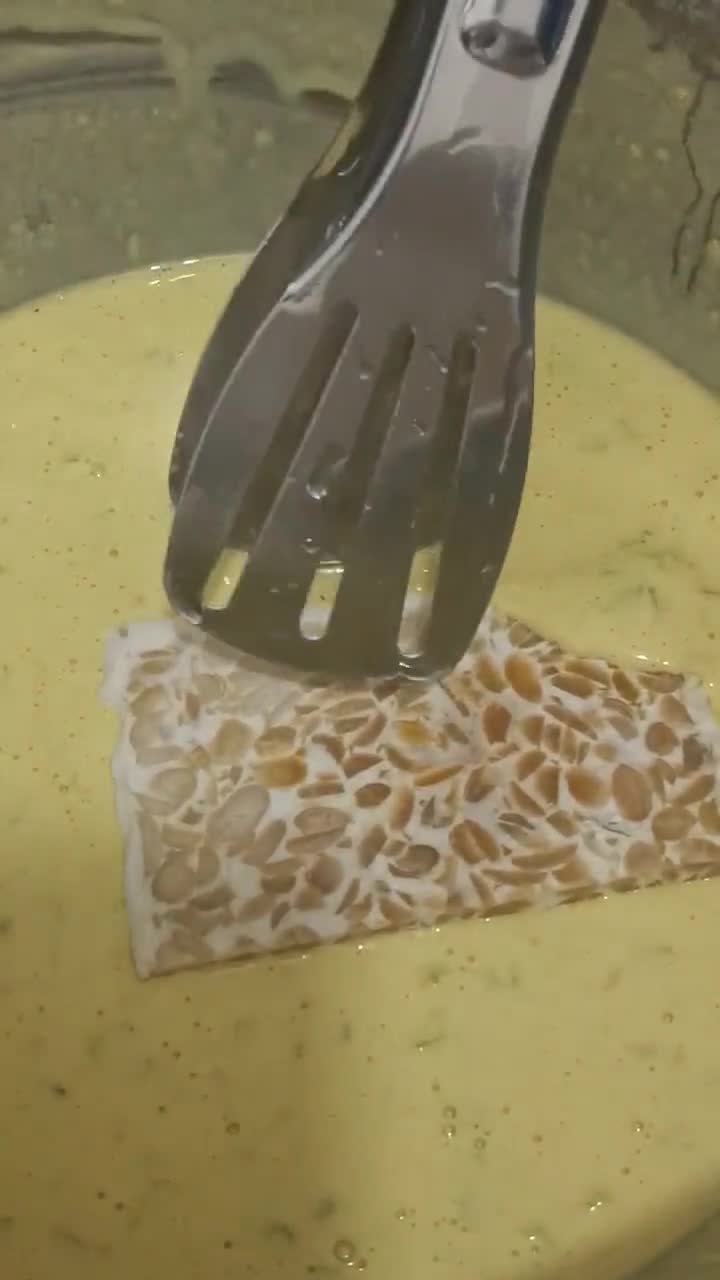 Gambar langkah 3 resipi Tempe Celup Tepung Rangup.
