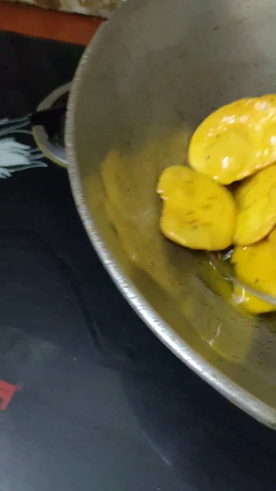 होली के पकवान मठरी (holi ke pakwan mathri recipe in Hindi) रेसिपी चरण 7 फोटो