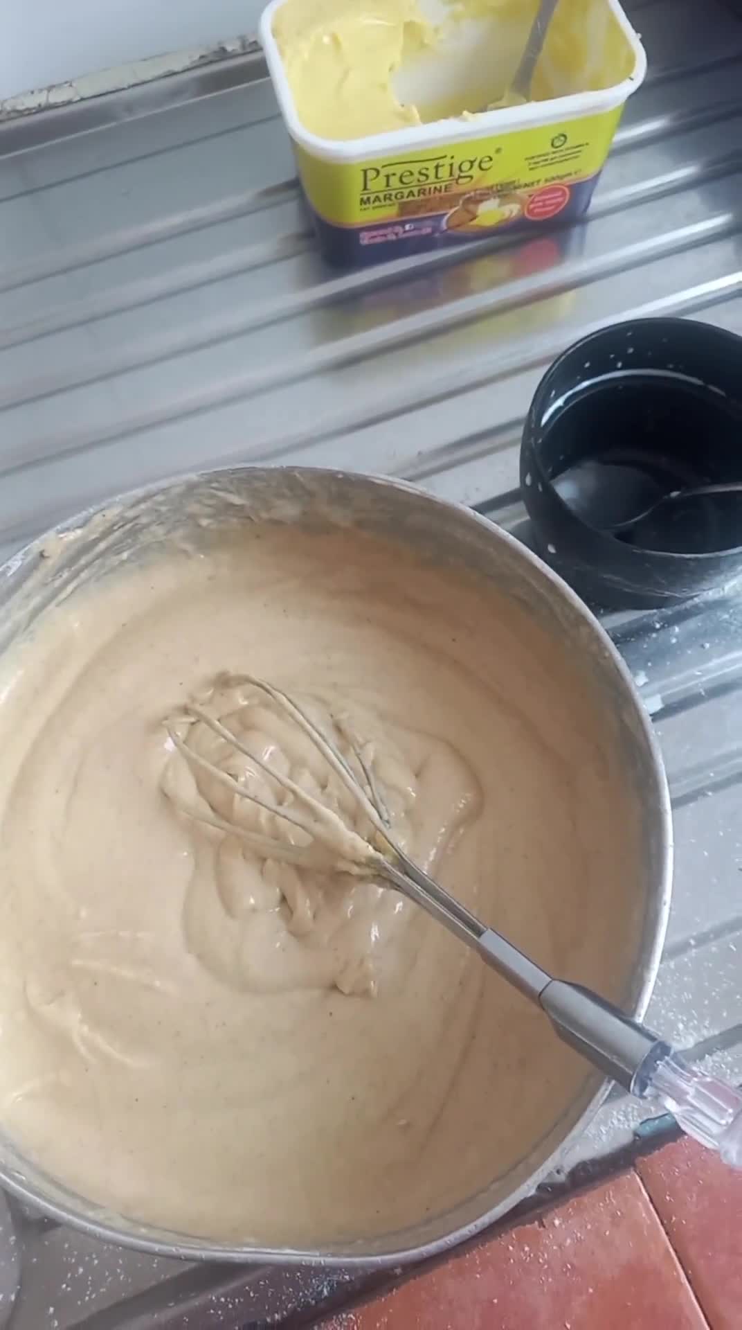 A picture of step 1 of Cinnamon -Vanilla Cske.