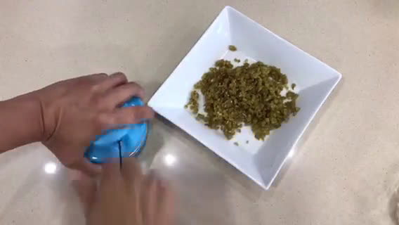 Foto del paso 1 de la receta: ❗Tortilla❗ de berenjena 🍆 y atún 🐟 😋