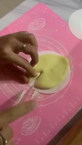 Foto langkah ke 4 dari resep Donat Bouquet Serbaguna.