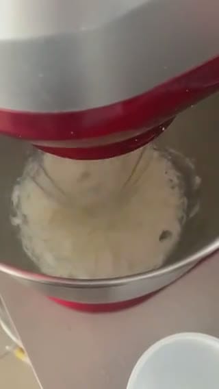 Une image de l'étape 15 de Veggie Fraisier.