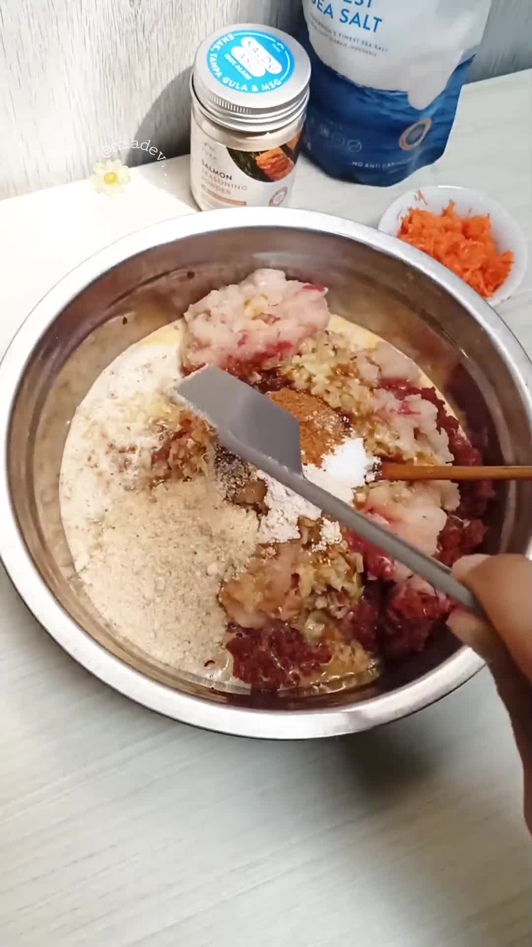 Foto langkah ke 2 dari resep Galantine daging sapi dan ayam.
