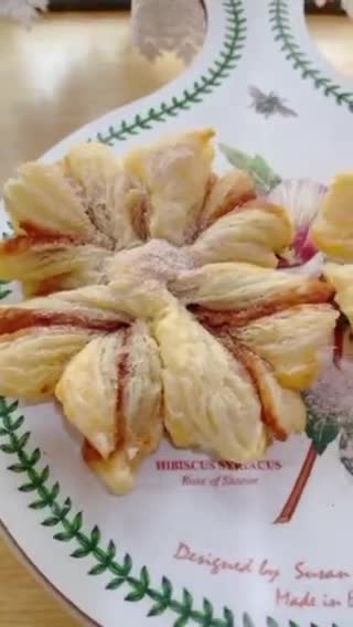 Gambar langkah 5 resipi 👩‍🍳Biscoff Puff Pastry 1900.