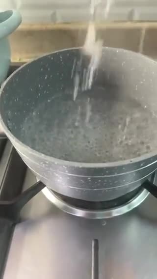 صورة لخطوة 4 من وصفة العصيدة الجنوبيه بالمرق