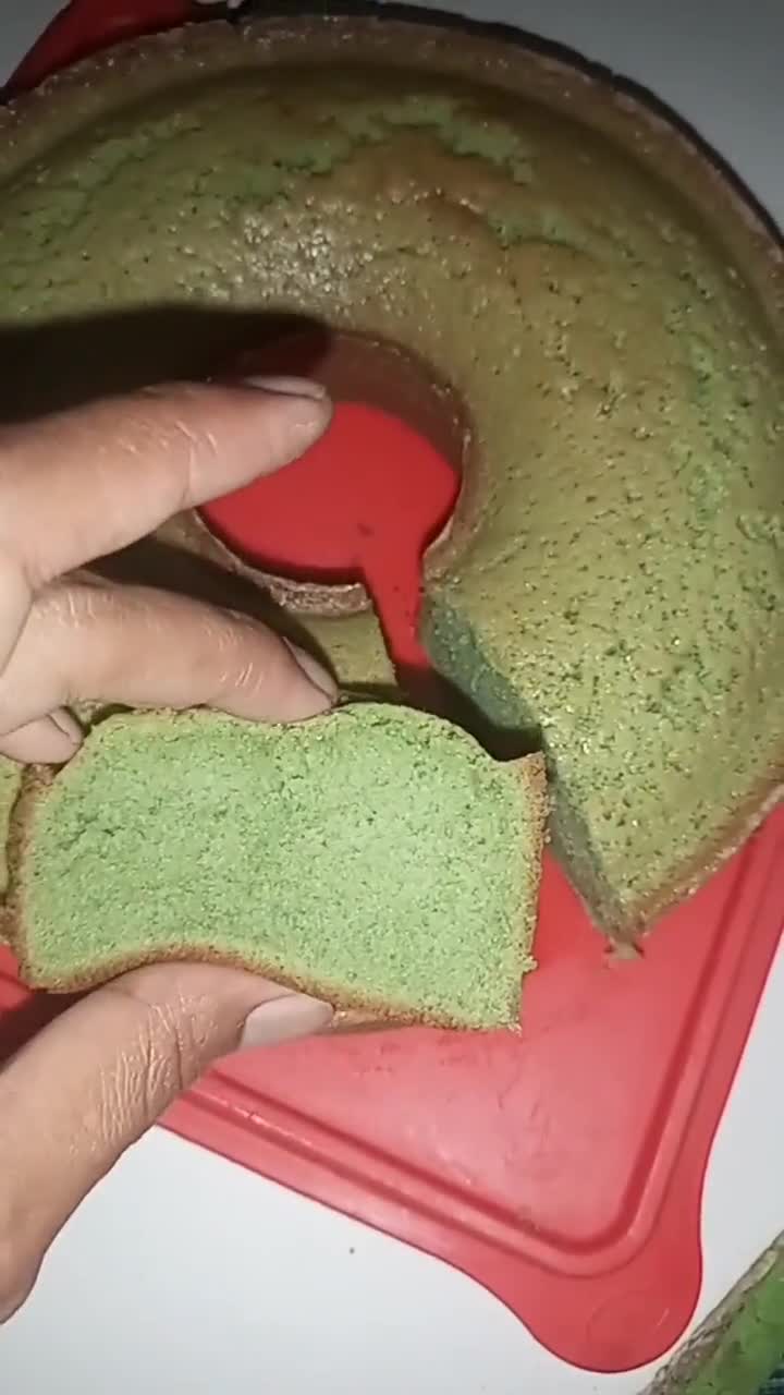 Foto langkah ke 5 dari resep Bolu Pandan Premium 5 telur.