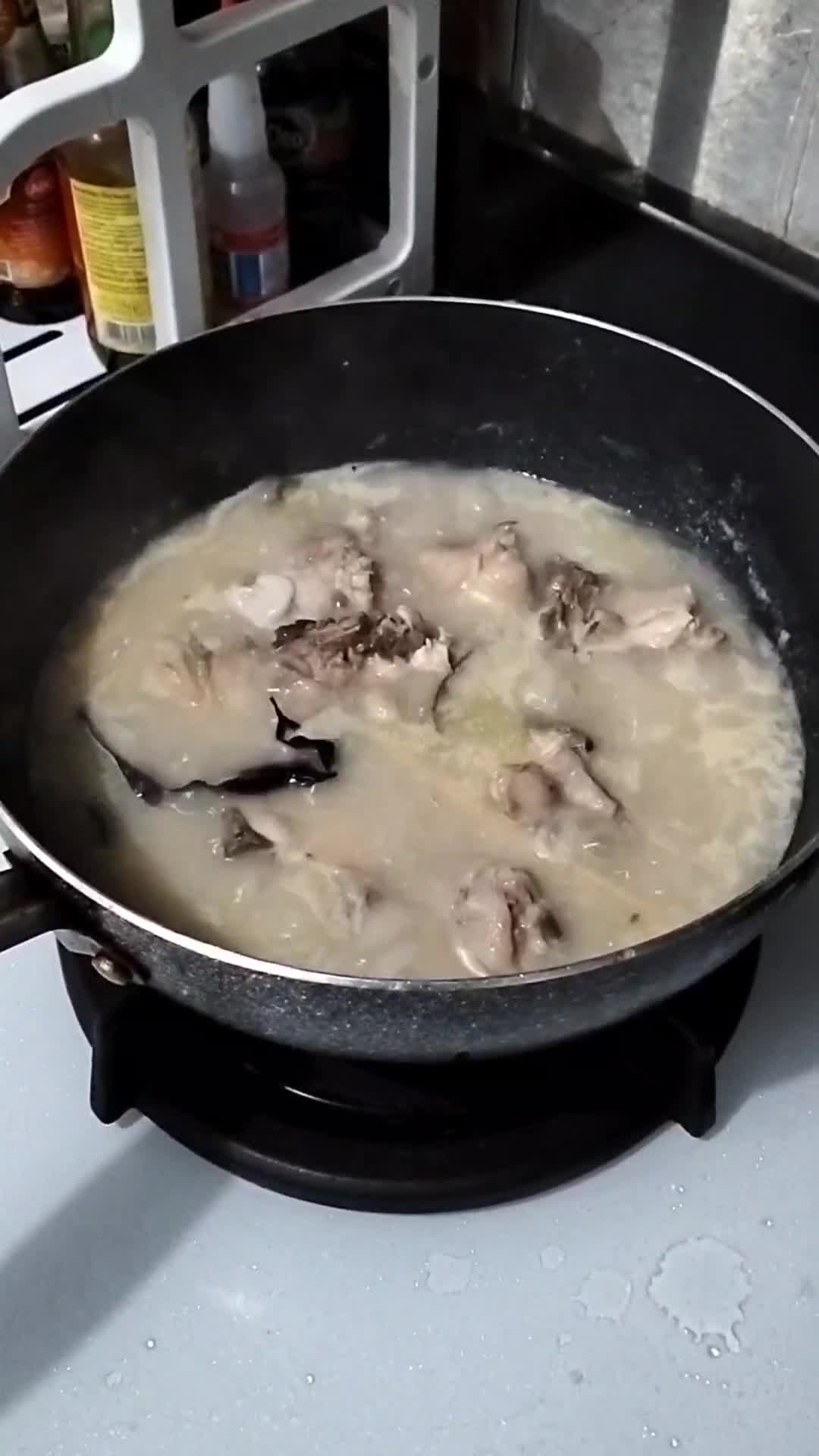 Foto langkah ke 3 dari resep Opor Putih.