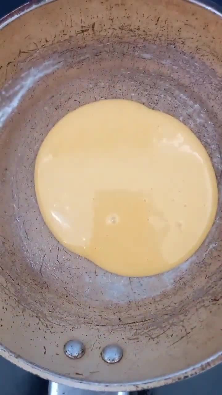 Foto langkah ke 4 dari resep Dorayaki Isi Coklat.