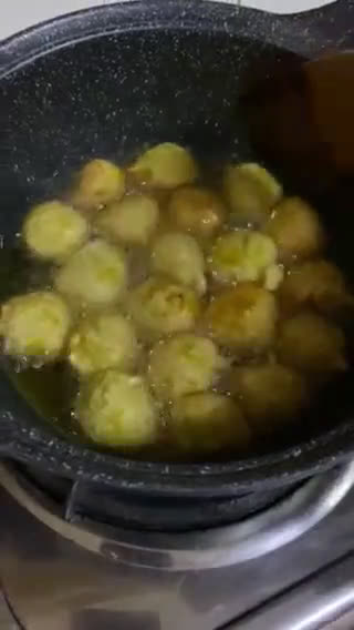 Gambar langkah 2 resipi 🍌🍌 Cekodok Pisang.