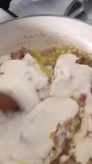 Foto del paso 3 de la receta: Fettuccini de espinacas a mi carbonara. (cintas o nidos)