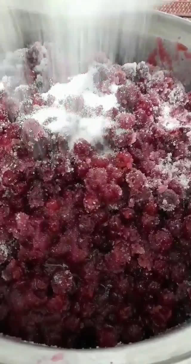 عکس مرحله 1 از دستور مربای آلبالو