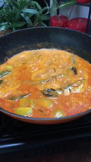 Gambar langkah 4 resipi Gulai Ikan Kembung.