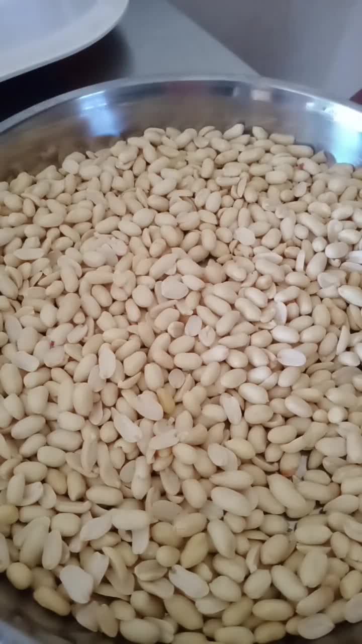 Gambar langkah 1 resipi Biskut Mazola / Biskut Kacang.