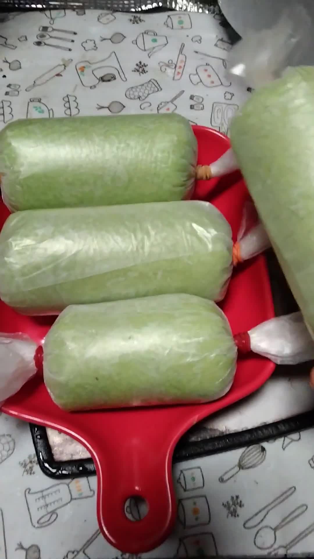 Gambar langkah 2 resipi Kuih lopes pandan.