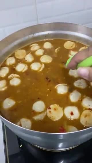 รูปขั้นตอนการทำที่ 8 ของ ขนมจีนน้ำยาป่าปลากระป๋องเอ็นข้อไก่