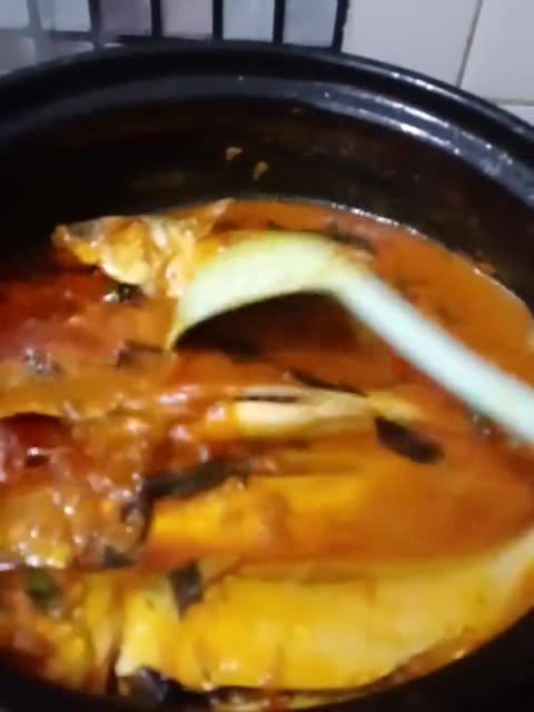 Gambar langkah 3 resipi Masak Kari Ikan Rumahan Jantan(ikan Kembung).