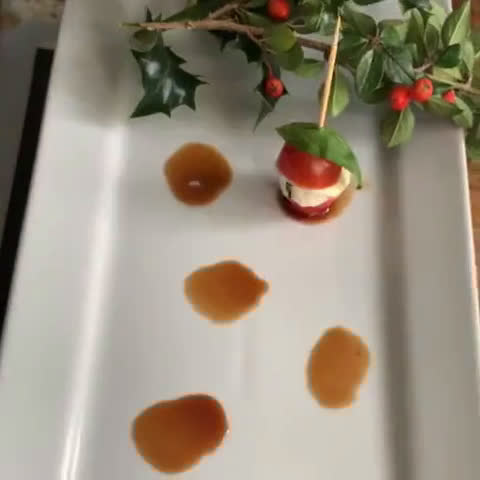 A picture of step 5 of Santa canapés 🎅🎄.