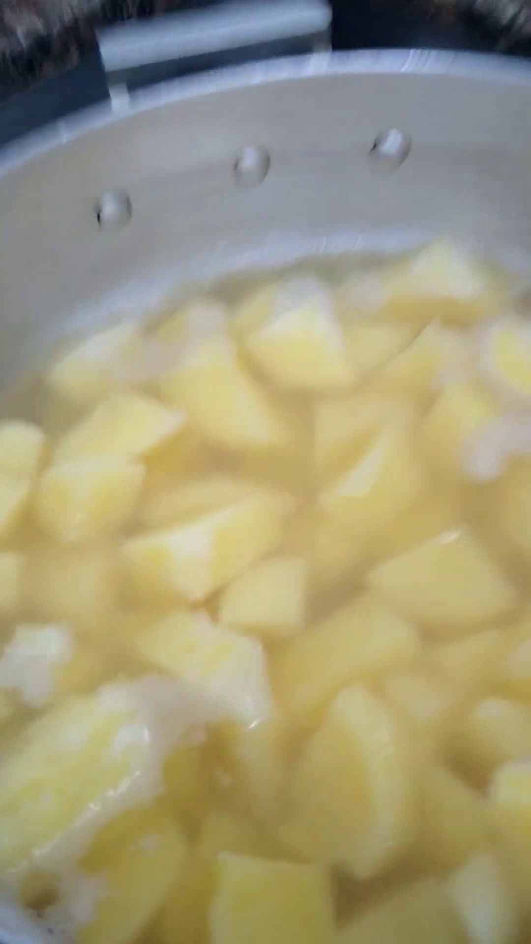 Foto del paso 2 de la receta: Milanesas a caballo con puré de papas cremoso