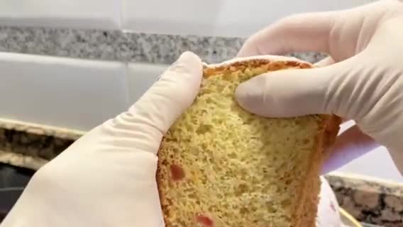 Foto del paso 11 de la receta: Pastel esponjoso con frutas confitadas al aroma de azahar