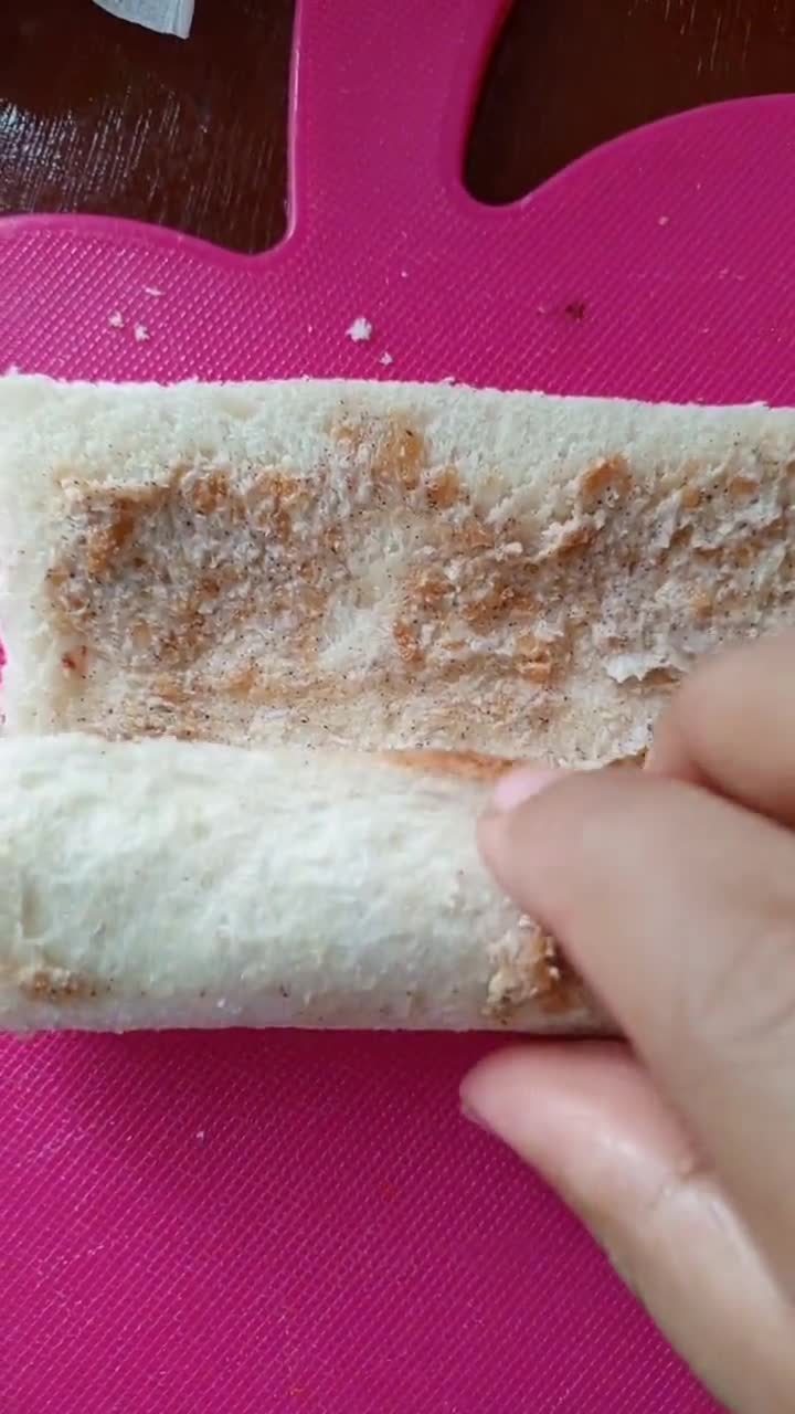 Foto langkah ke 2 dari resep Roti Gulung Kukus Tiramisu Almond.