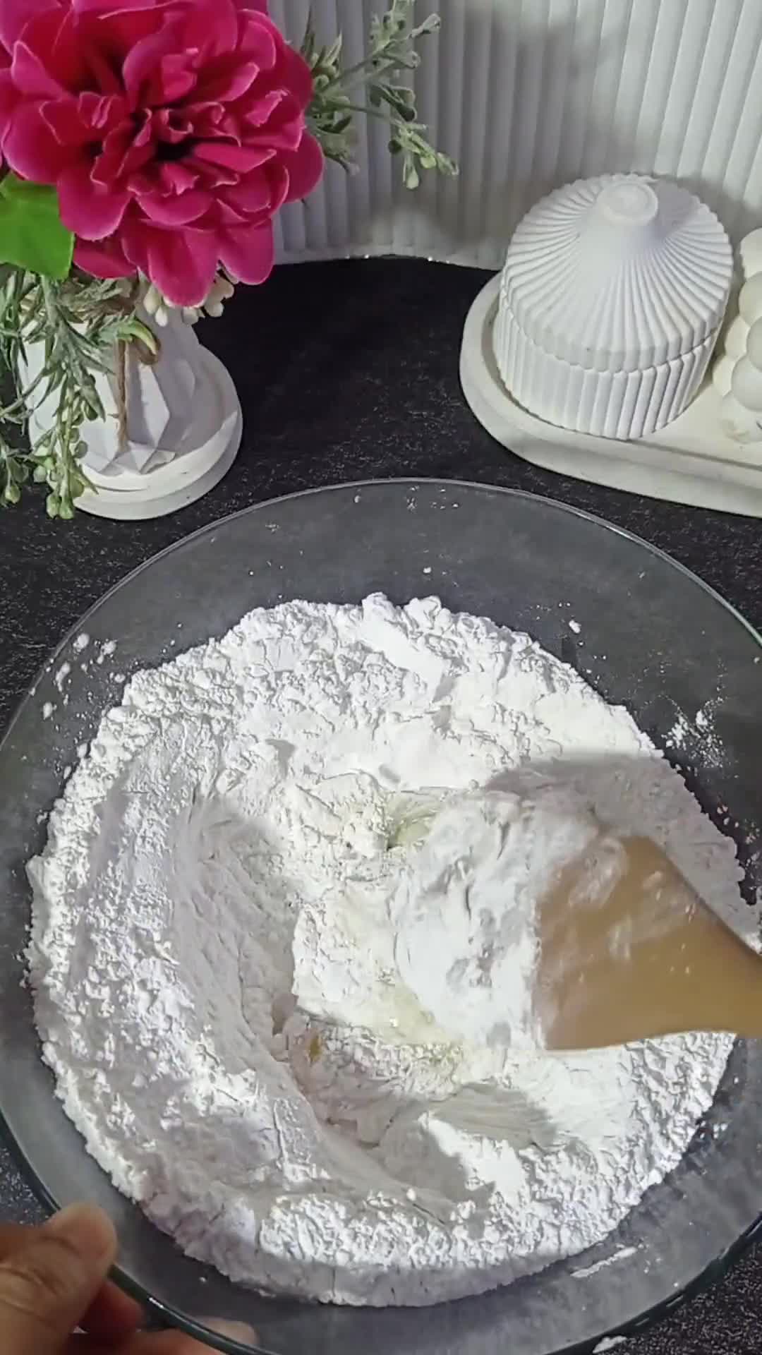 Foto langkah ke 6 dari resep Beef Mochi Burger.