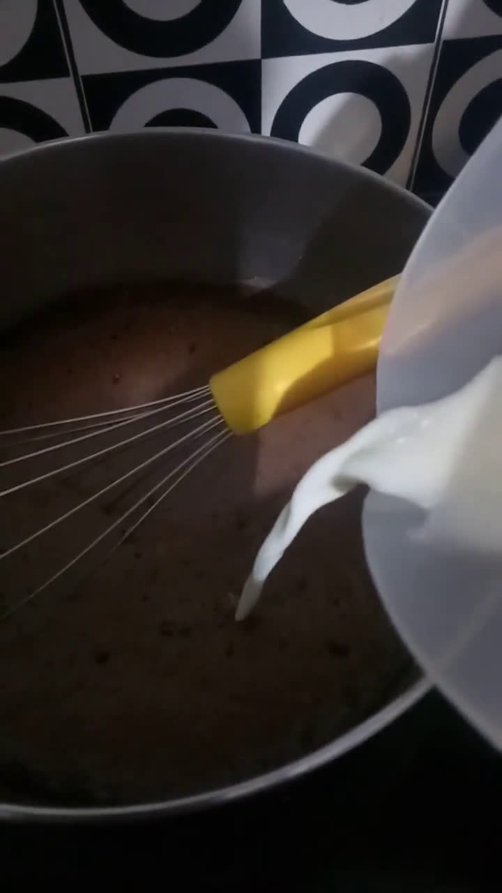Foto langkah ke 1 dari resep Silky Coklat Puding.
