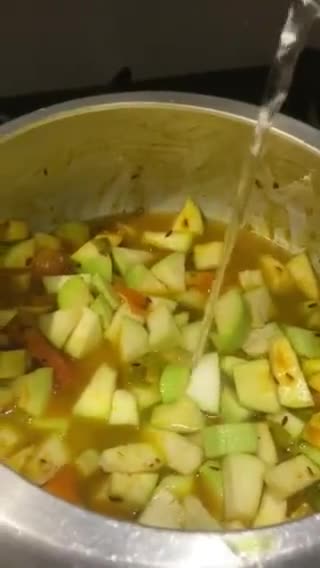 लौकी की सब्जी(lauki ki sabzi recipe in hindi) रेसिपी चरण 5 फोटो