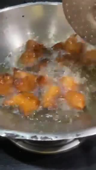 गुड के गुलगुले (Gud ke gulgule recipe in Hindi) रेसिपी चरण 8 फोटो