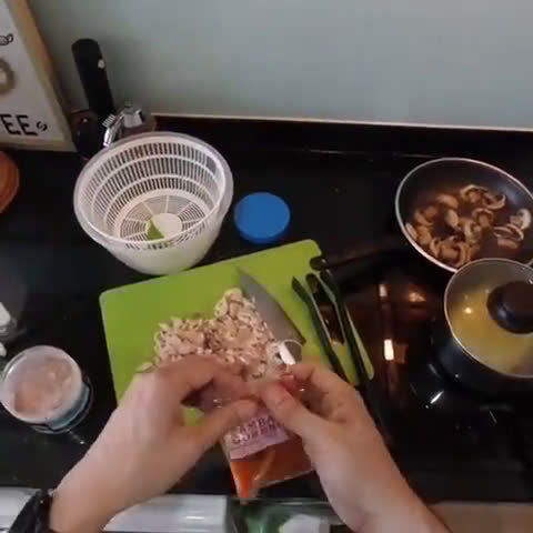 Foto langkah ke 9 dari resep Mie Ayam Jamur Rumahan (step video).