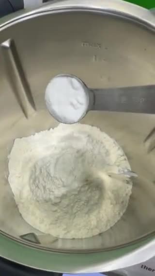 Gambar langkah 6 resipi Kek Coklat Viral.