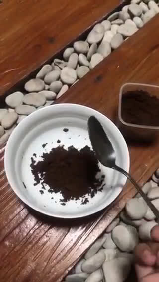 Foto langkah ke 1 dari resep Dalgona Coffee (Video full cara pembuatan).
