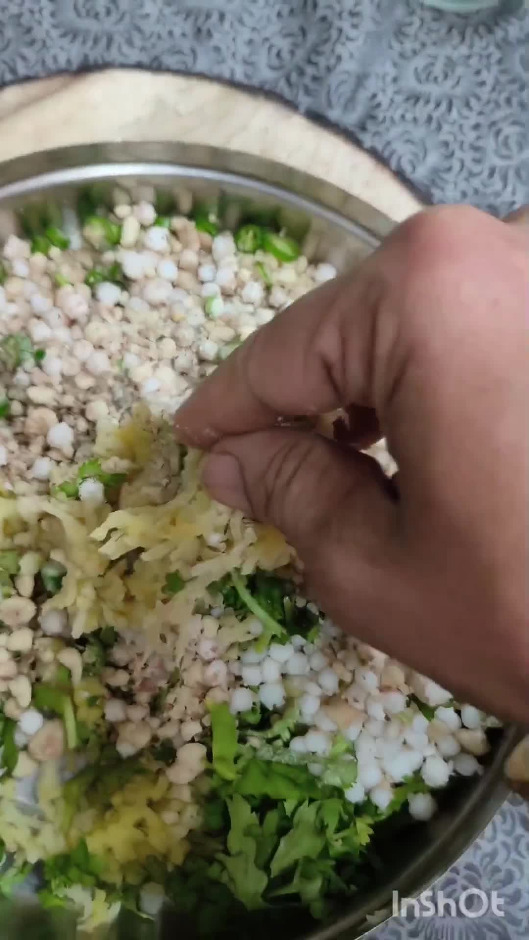 अष्टमी स्पेशल फलाहारी थाली (Ashtmi Special Falahari Thali Recipein Hindi) रेसिपी चरण 7 फोटो