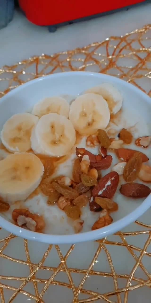 صورة لخطوة 2 من وصفة شوفان بالحليب