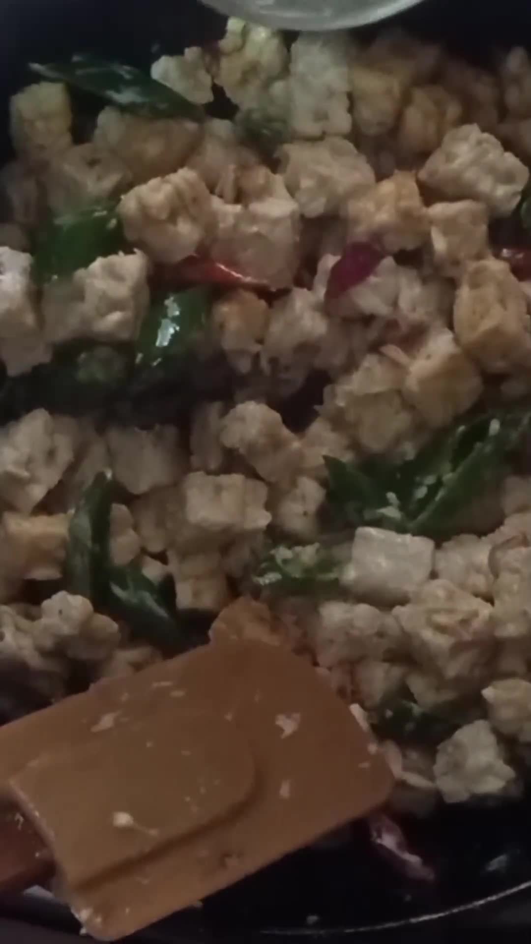 Foto langkah ke 4 dari resep Oseng Tempe Kuah Santan.