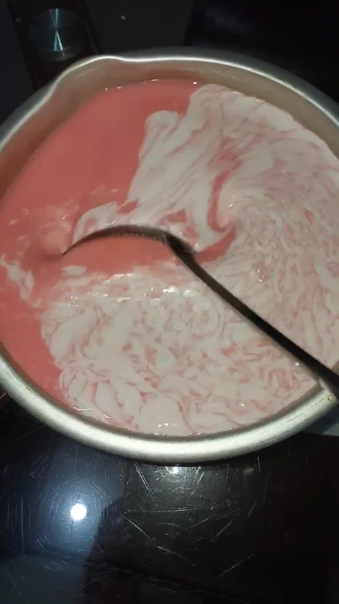 Foto langkah ke 3 dari resep Pink Lava Ala Richeese.