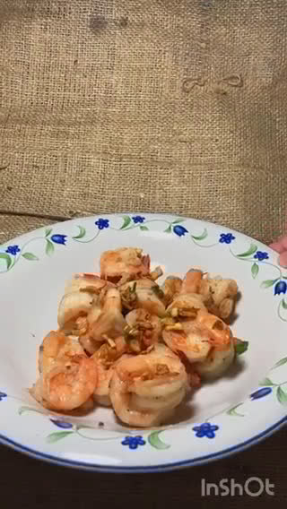 Foto langkah ke 4 dari resep Garlic Shrimp.