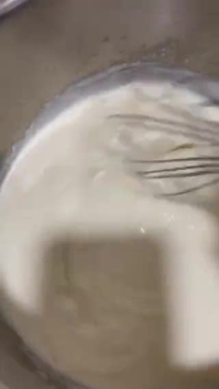 صورة لخطوة 3 من وصفة مسقعة باللحمة المفرومة والبشاميل 👌👌😋😋