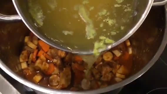 A picture of step 17 of Goulash Soup.