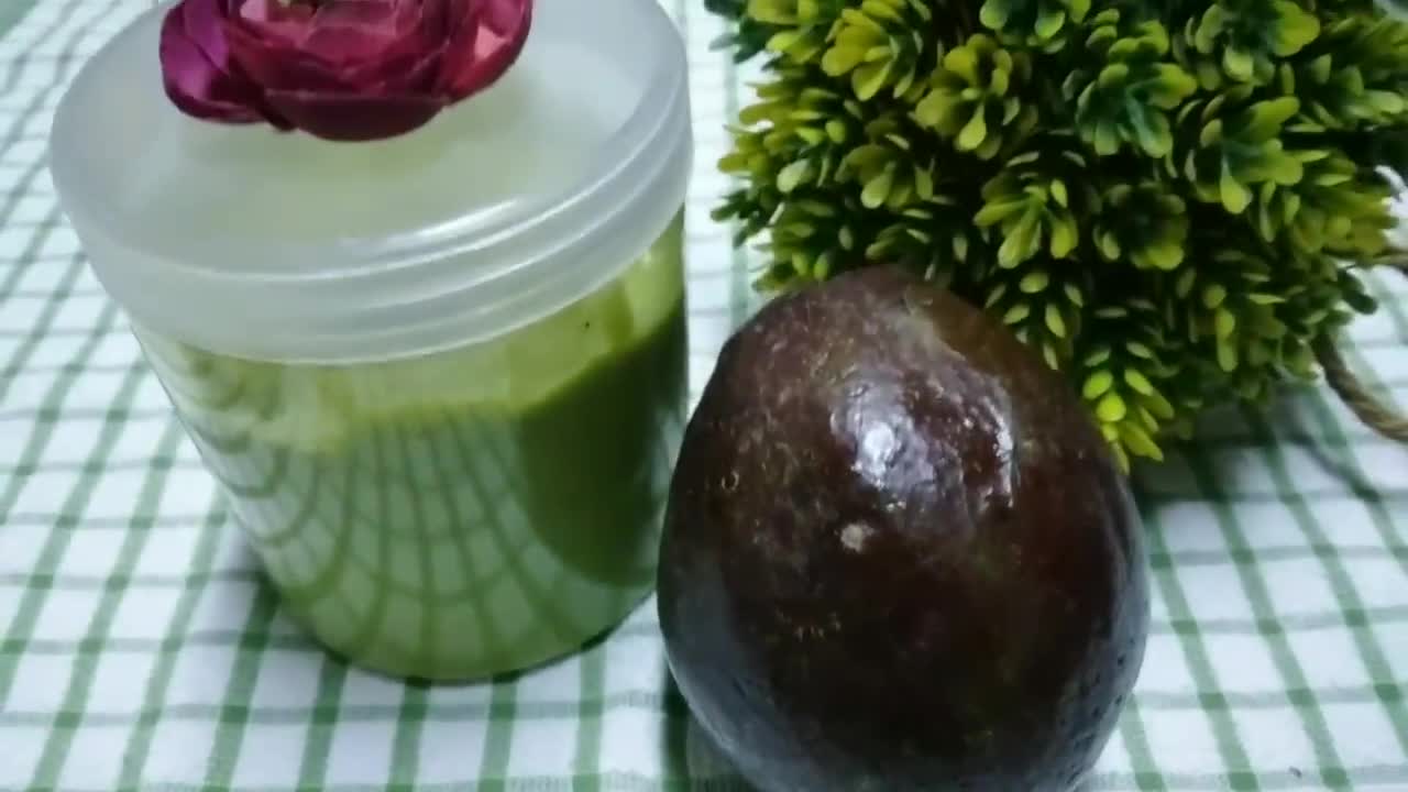Foto langkah ke 4 dari resep Avocado Salad Dressing.