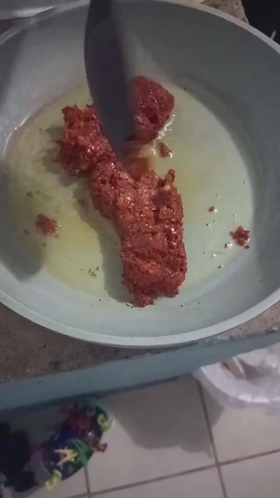 Foto del paso 2 de la receta: Molletes con choricito